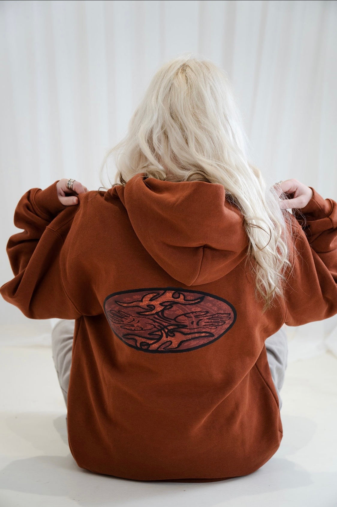 SHRUG WAVY HOODIE